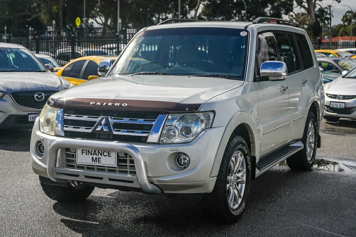 Mitsubishi Pajero image 4