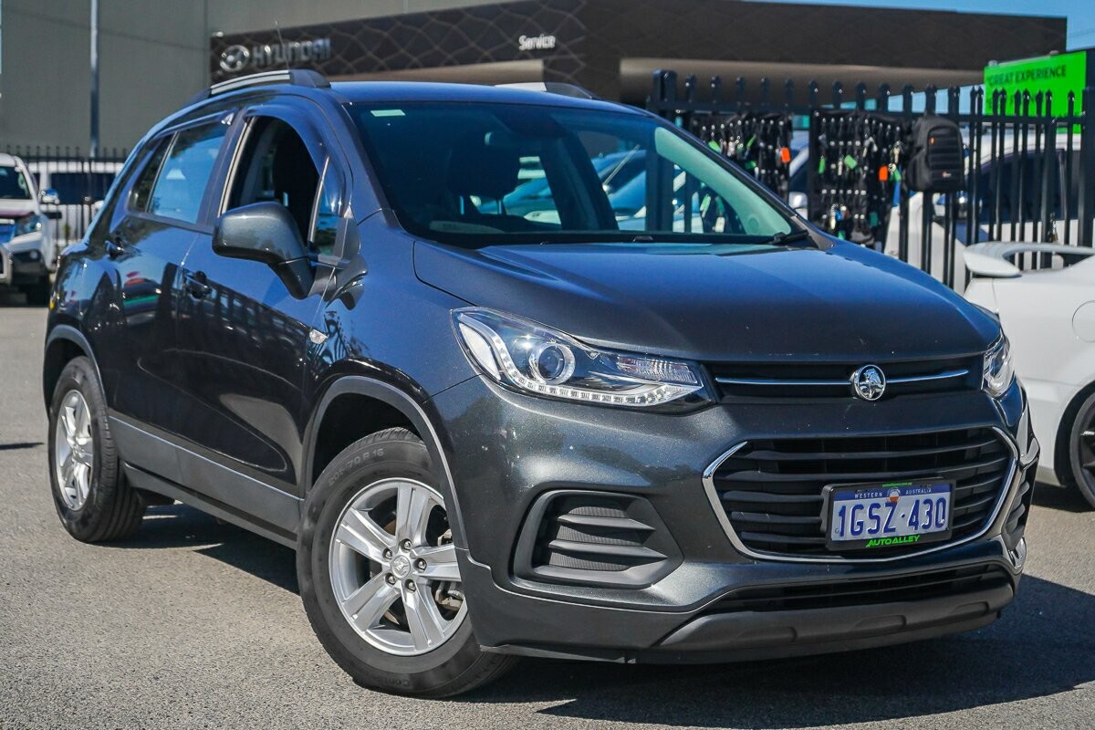 Holden Trax image 1