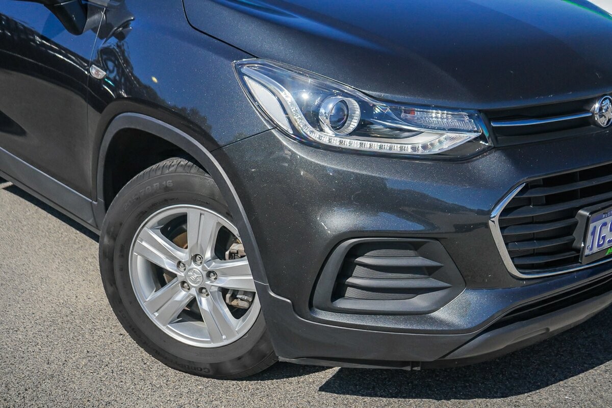 Holden Trax image 2