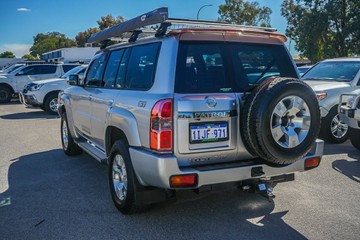 https://vehicle-cdn.autoleague.cloud/4294_81010069_6.jpg