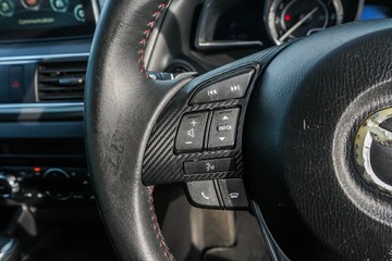 https://vehicle-cdn.autoleague.cloud/4294_81010084_14.jpg