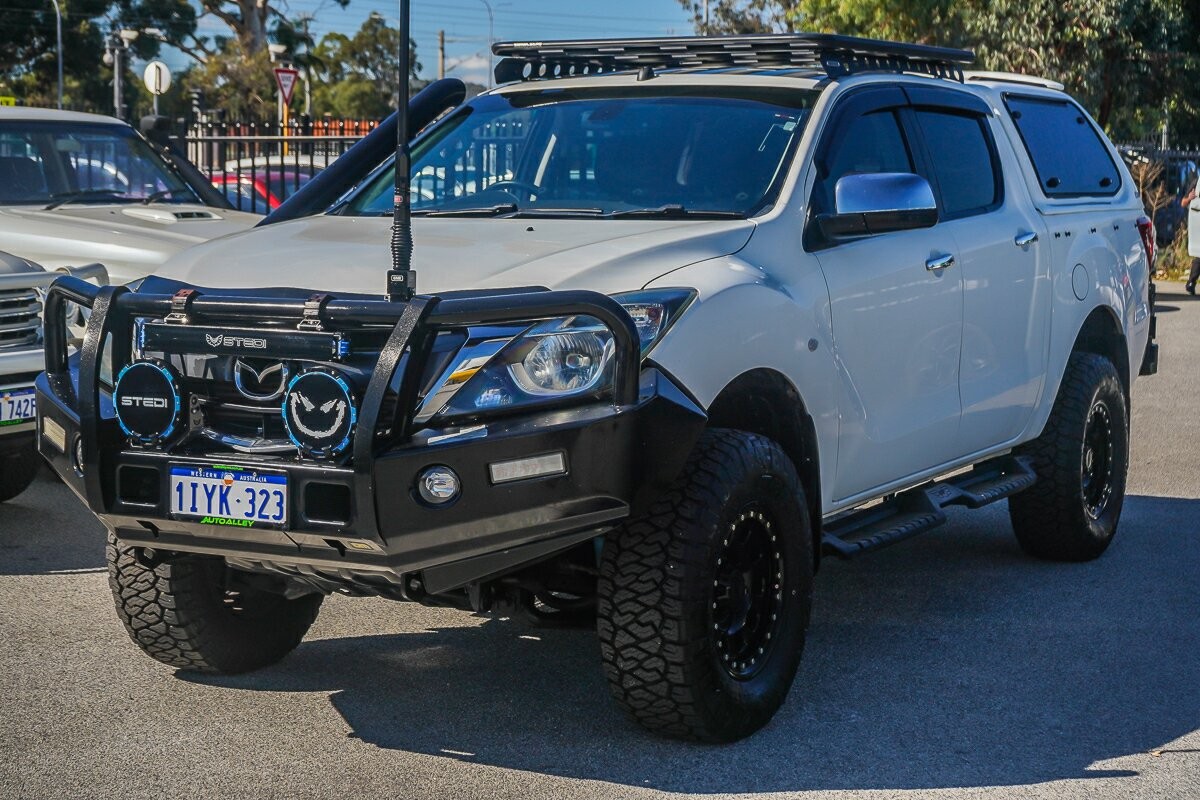 Mazda Bt-50 image 4