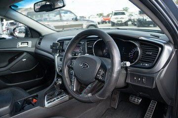 https://vehicle-cdn.autoleague.cloud/4294_81010139_13.jpg