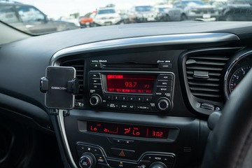 https://vehicle-cdn.autoleague.cloud/4294_81010139_17.jpg