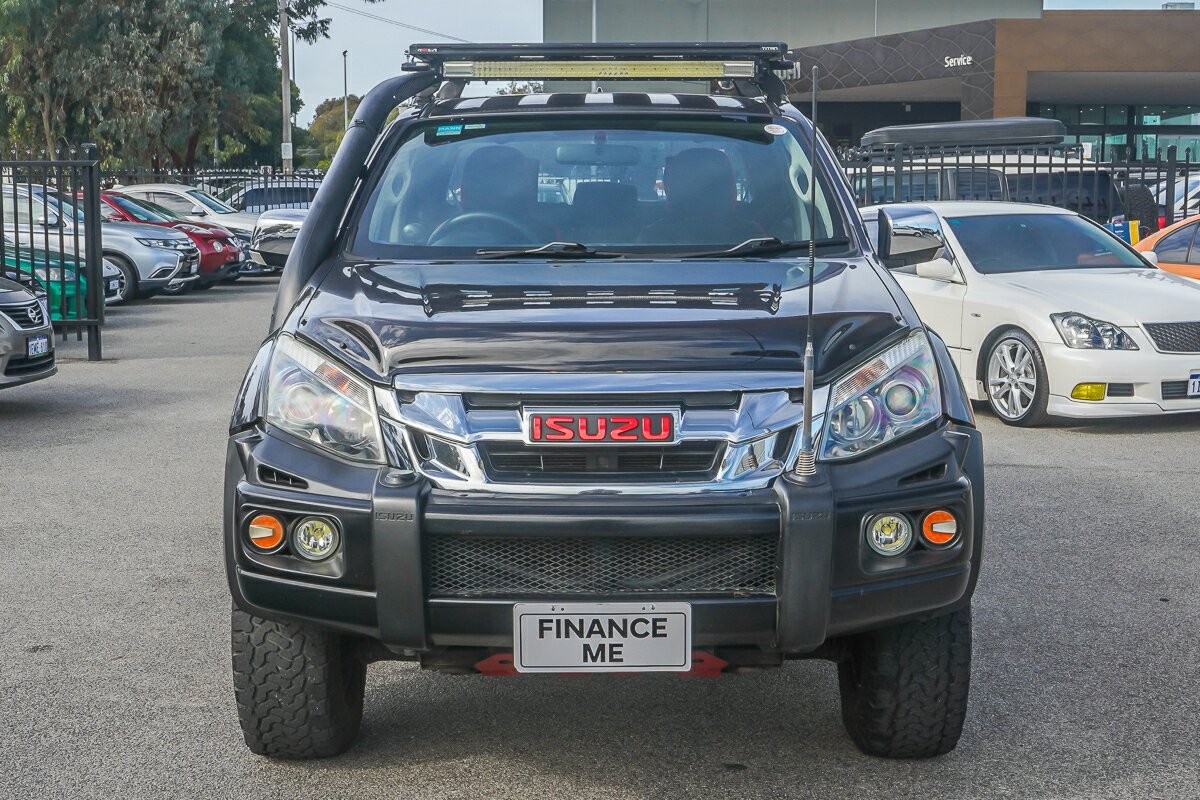 Isuzu D-max image 3