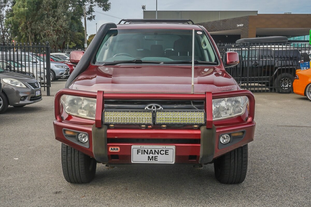 Toyota Landcruiser image 3