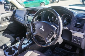 https://vehicle-cdn.autoleague.cloud/4294_81010319_13.jpg