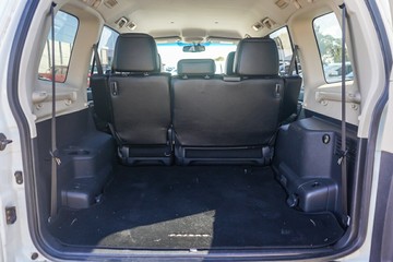https://vehicle-cdn.autoleague.cloud/4294_81010319_18.jpg