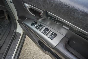 https://vehicle-cdn.autoleague.cloud/4294_81010323_12.jpg