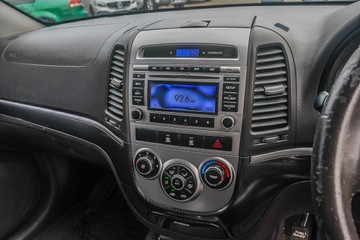 https://vehicle-cdn.autoleague.cloud/4294_81010323_17.jpg