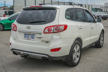 https://vehicle-cdn.autoleague.cloud/4294_81010323_8.jpg