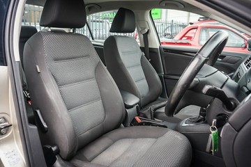 https://vehicle-cdn.autoleague.cloud/4294_81010360_14.jpg