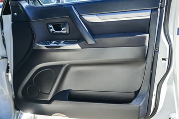 https://vehicle-cdn.autoleague.cloud/4294_81010397_10.jpg