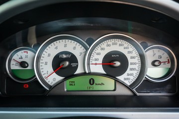https://vehicle-cdn.autoleague.cloud/4294_81010399_13.jpg
