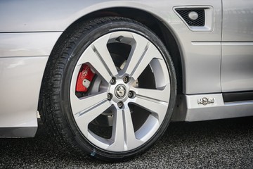 https://vehicle-cdn.autoleague.cloud/4294_81010399_5.jpg