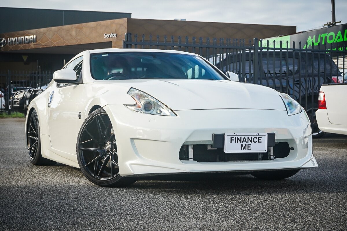Nissan 370z image 1