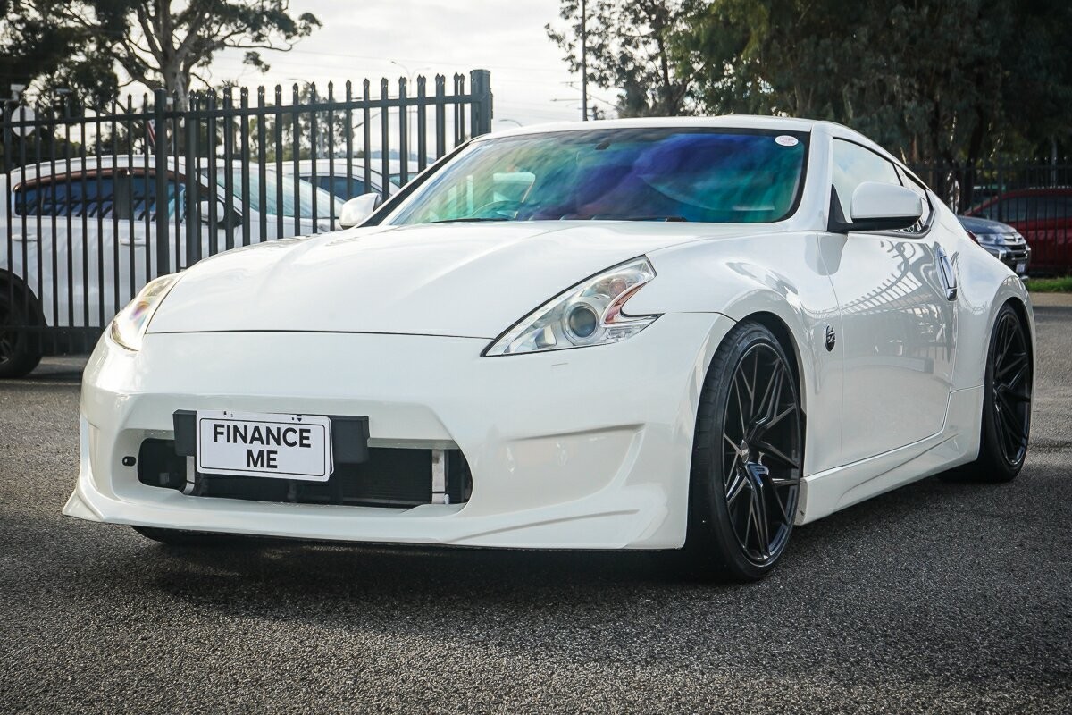 Nissan 370z image 4
