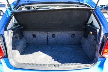 https://vehicle-cdn.autoleague.cloud/4294_81010516_11.jpg