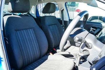 https://vehicle-cdn.autoleague.cloud/4294_81010516_14.jpg