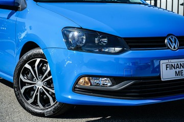 https://vehicle-cdn.autoleague.cloud/4294_81010516_2.jpg
