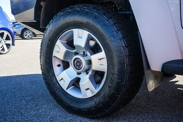 https://vehicle-cdn.autoleague.cloud/4294_81010523_5.jpg