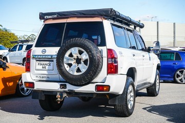 https://vehicle-cdn.autoleague.cloud/4294_81010523_8.jpg