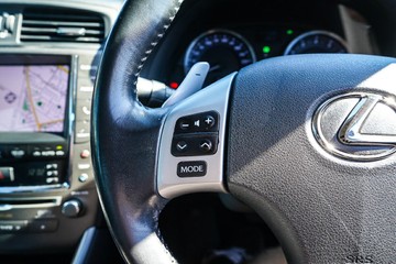https://vehicle-cdn.autoleague.cloud/4294_81010547_15.jpg