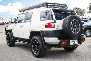https://vehicle-cdn.autoleague.cloud/4294_81010552_6.jpg