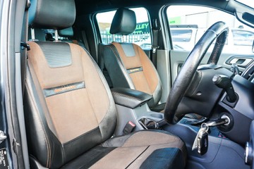 https://vehicle-cdn.autoleague.cloud/4294_81010565_14.jpg