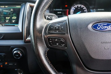 https://vehicle-cdn.autoleague.cloud/4294_81010565_16.jpg