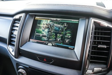 https://vehicle-cdn.autoleague.cloud/4294_81010565_18.jpg