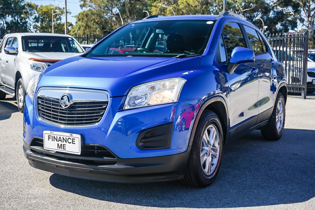 Holden Trax image 4