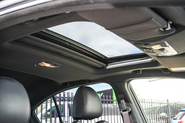 https://vehicle-cdn.autoleague.cloud/4294_81010592_15.jpg