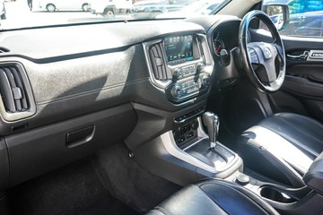 https://vehicle-cdn.autoleague.cloud/4294_81010594_21.jpg