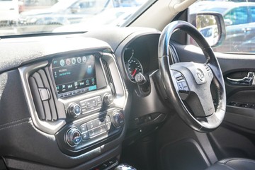 https://vehicle-cdn.autoleague.cloud/4294_81010594_22.jpg