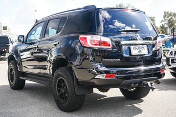 https://vehicle-cdn.autoleague.cloud/4294_81010594_6.jpg