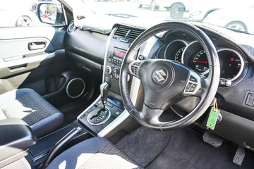 https://vehicle-cdn.autoleague.cloud/4294_81010608_13.jpg