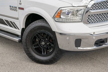 https://vehicle-cdn.autoleague.cloud/4294_81010668_2.jpg