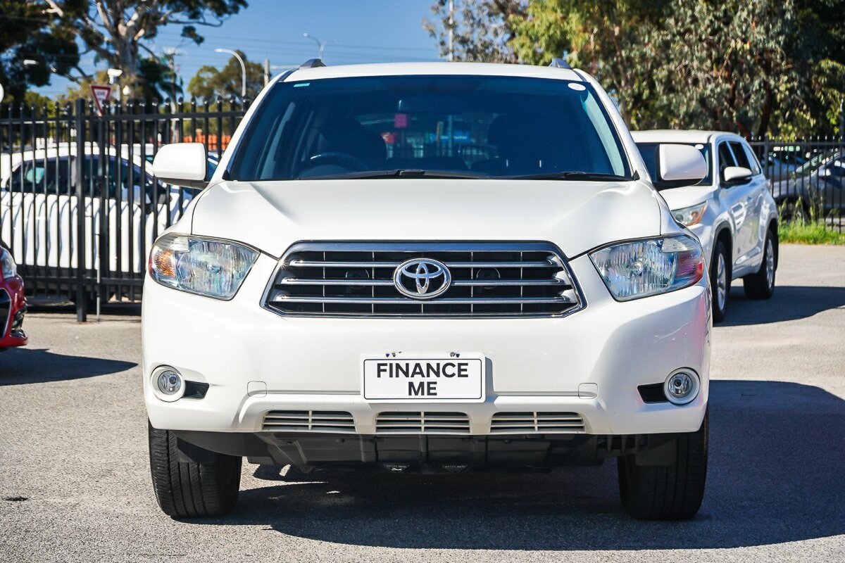 Toyota Kluger image 3