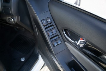 https://vehicle-cdn.autoleague.cloud/4294_81010678_11.jpg
