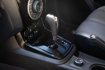 https://vehicle-cdn.autoleague.cloud/4294_81010678_22.jpg