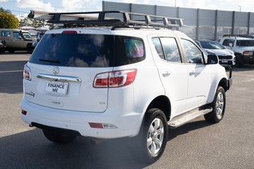 https://vehicle-cdn.autoleague.cloud/4294_81010678_7.jpg