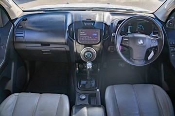 https://vehicle-cdn.autoleague.cloud/4294_81010678_9.jpg