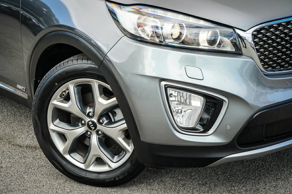 Kia Sorento image 2