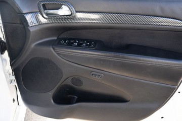 https://vehicle-cdn.autoleague.cloud/4294_81010700_15.jpg