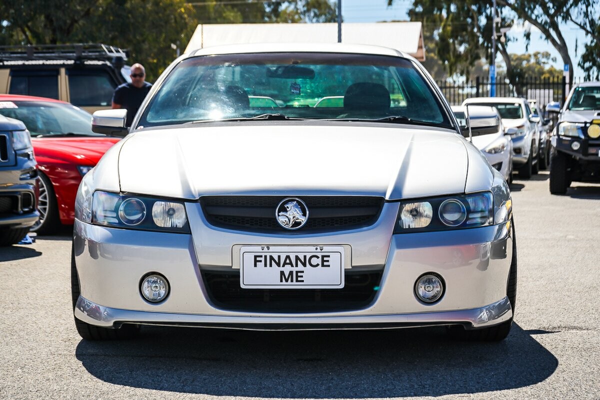 Holden Ute image 3