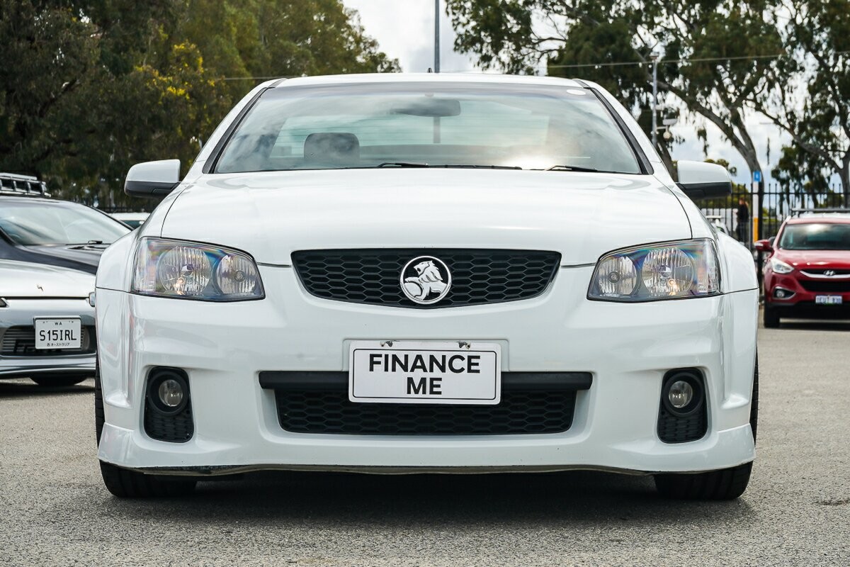 Holden Ute image 3