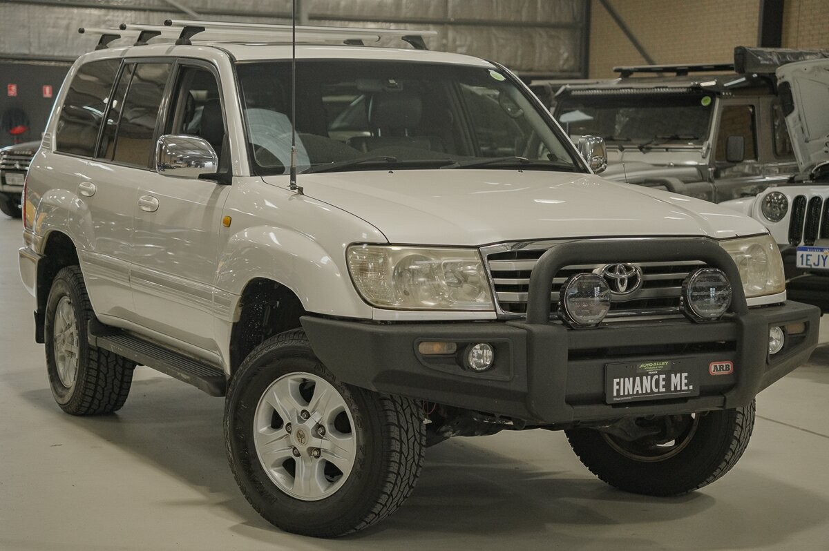 Toyota Landcruiser image 1