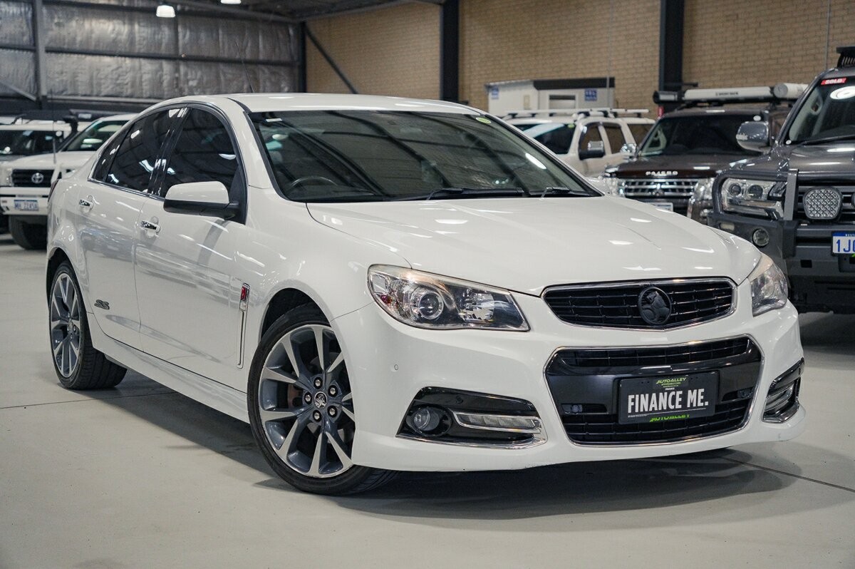 Holden Commodore image 1