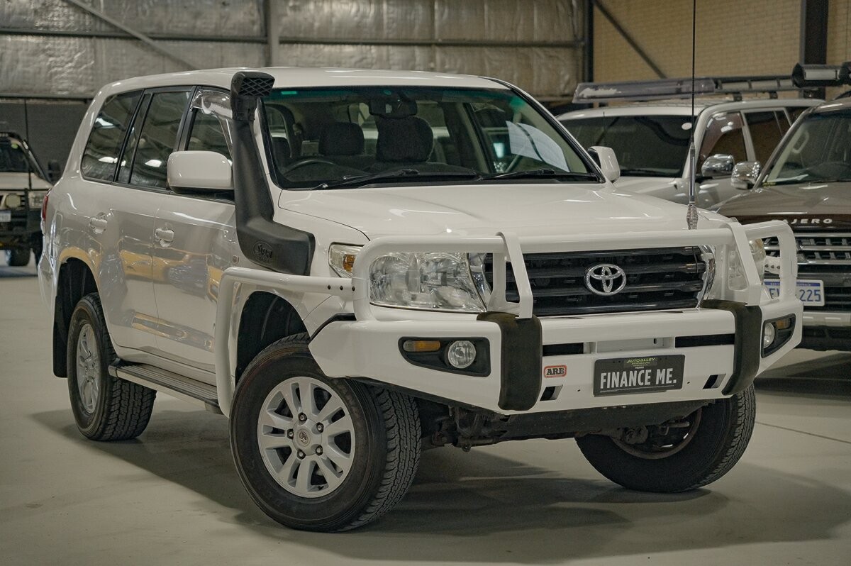 Toyota Landcruiser image 1